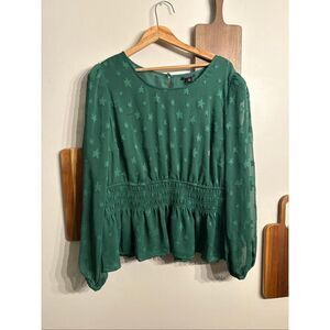 Torrid Green Star Puff Sleeve Smocked Crinkle Chiffon Peplum Blouse Size 2 NWT